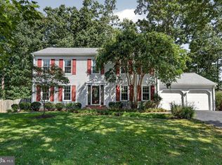 6200 Maple Run Ct, Clifton, VA 20124