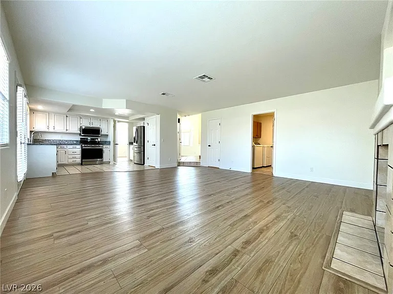 1326 Pine Terrace Ct — Photo 15