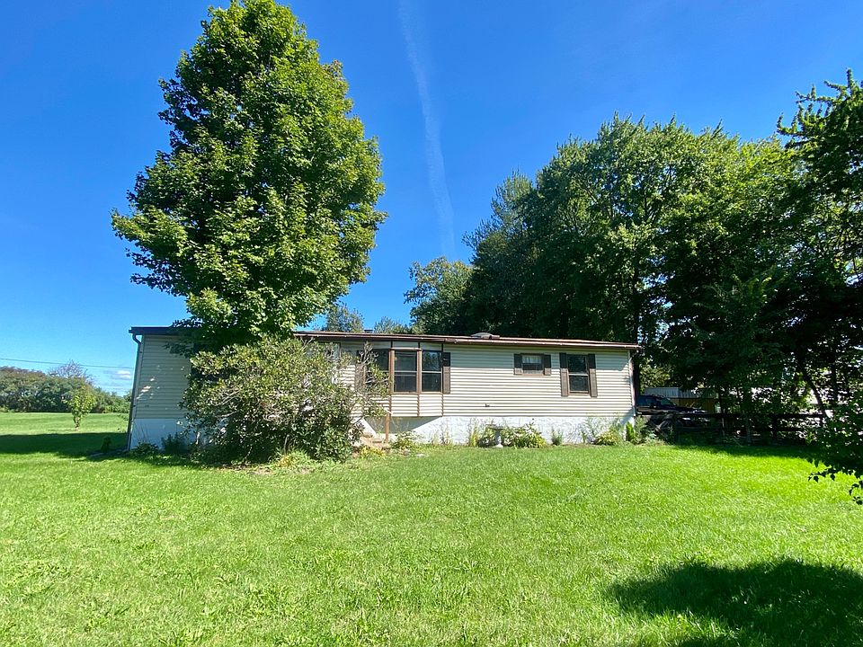 2nd image of 1615 County Road 31