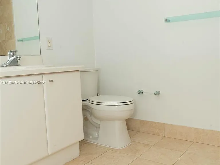 2475 Brickell Ave #709 — Photo 36