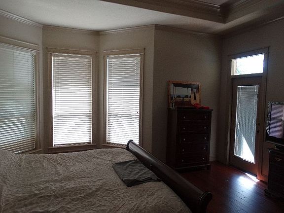 5th image of 4311 Velencia (pvt) Ct