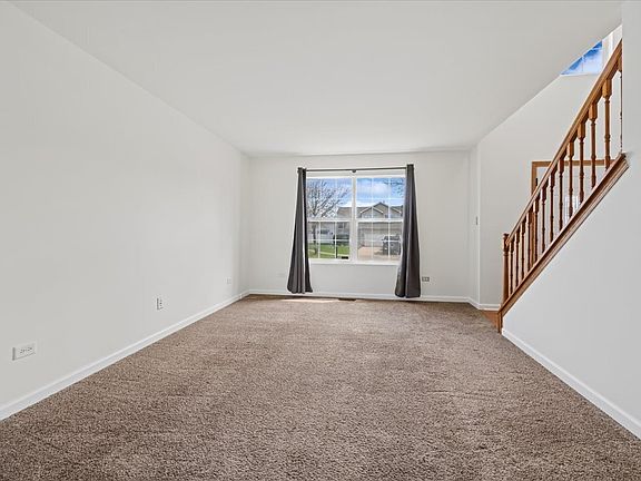 3rd image of 1005 Sudbury Dr