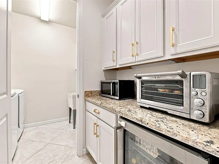 12846 Payton St — Photo 23