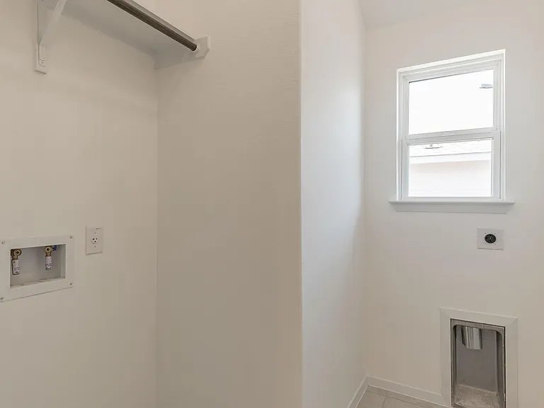 110 Watercourse Way — Photo 27