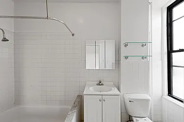 Rented by Nest Seekers International