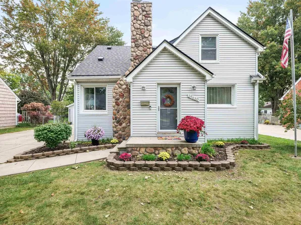 29630 Park St, Roseville, MI 48066