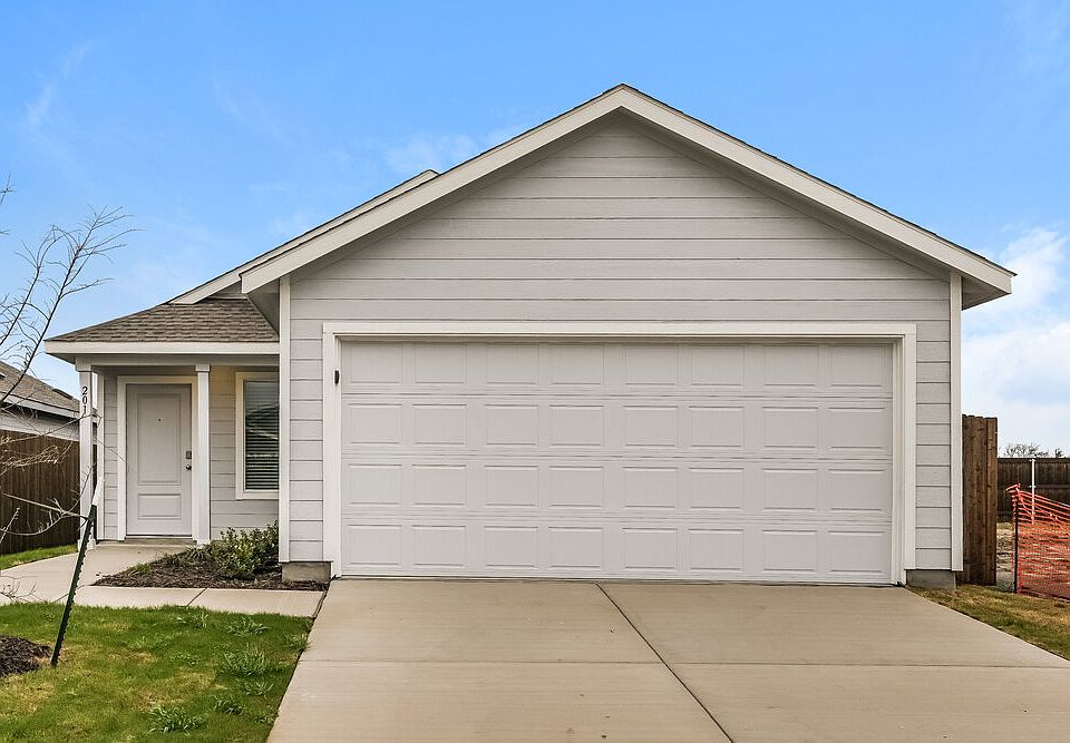 1st image of 201 Sycamore Pl