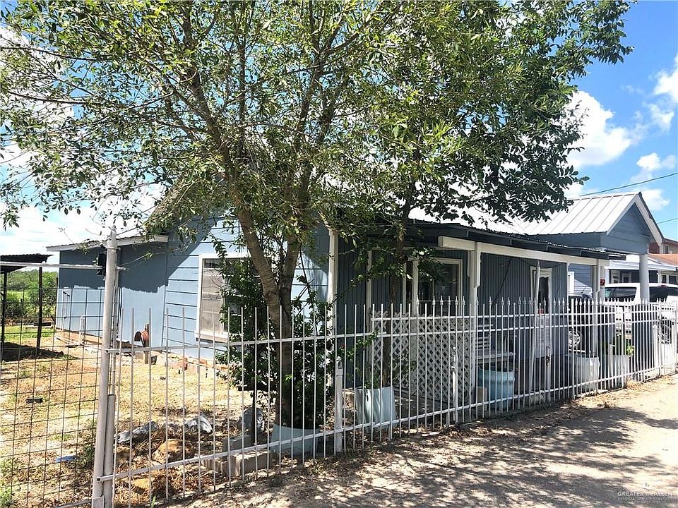 2nd image of 604 E Water St