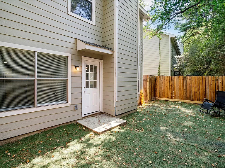 38 Walden Elms Cir — Photo 24