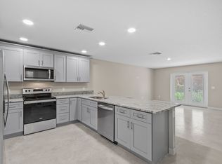 925 E Clifford Ave #925, Eustis, FL 32726