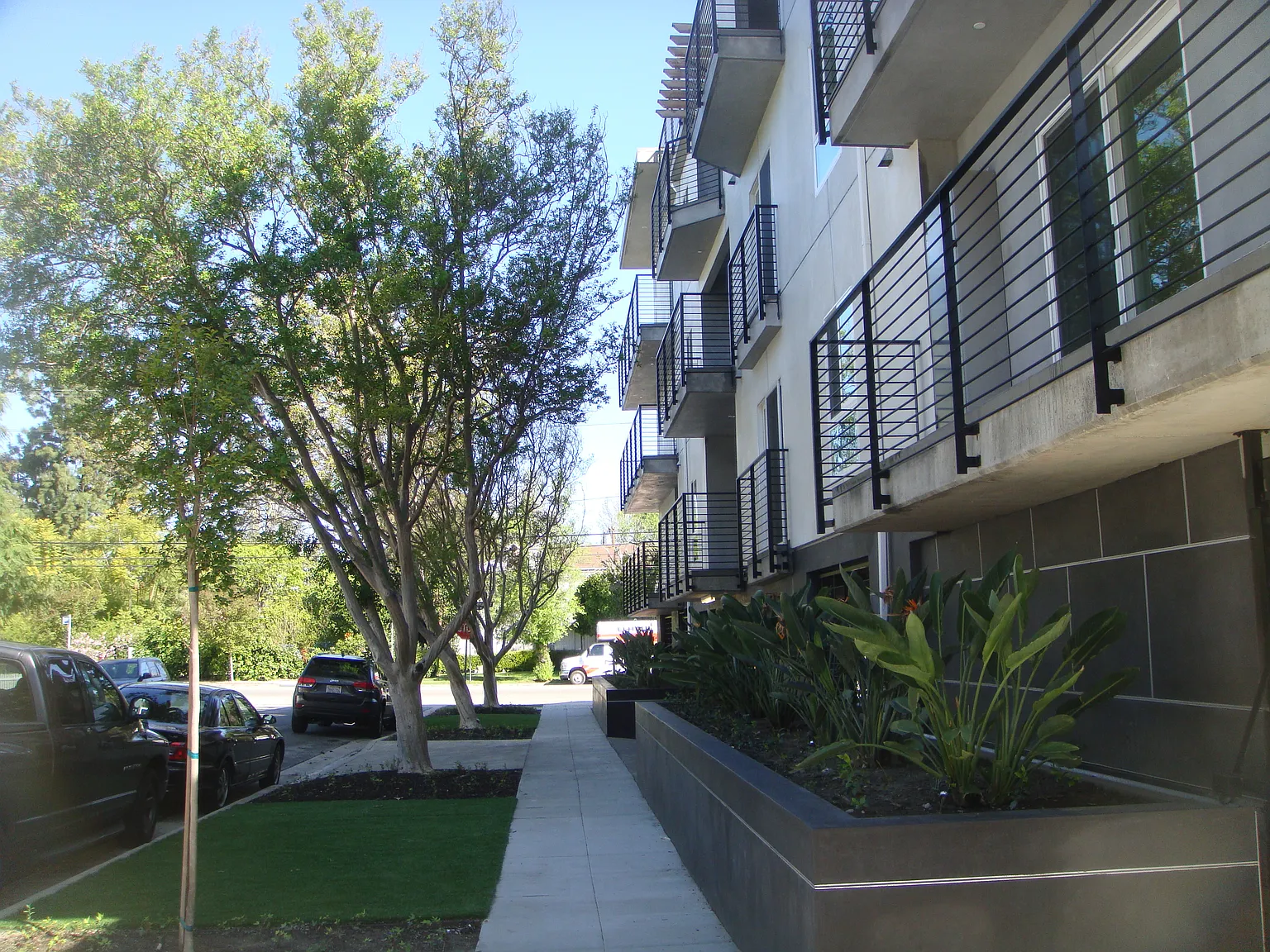 2 bed, 934 sqft, $3,400 — Photo 4
