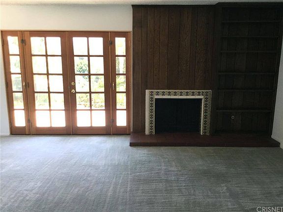 5th image of 546 W Knollview Ln