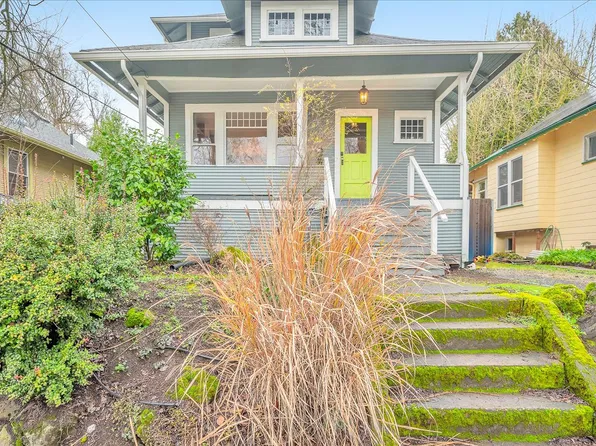 3431 SE Caruthers St, Portland, OR 97214