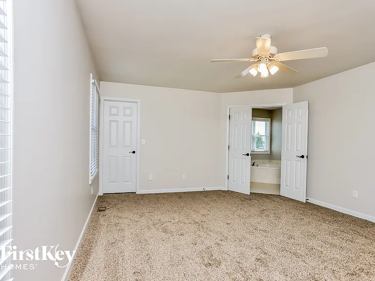 3845 Bedford Pointe Dr — Photo 6