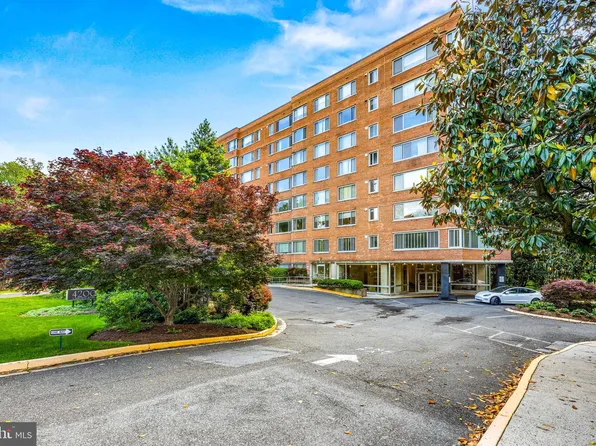4200 Cathedral Ave NW APT 506, Washington, DC 20016