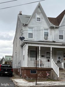 531 W Chestnut St, Frackville, PA, 17931