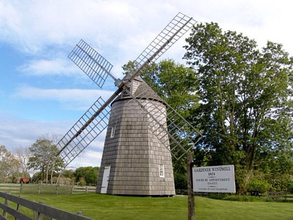 East Hampton windmill