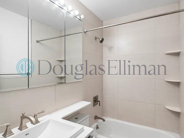 295 Park Ave S #12P — Photo 4