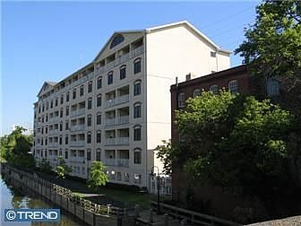 1st image of 100 Leverington Ave APT 44