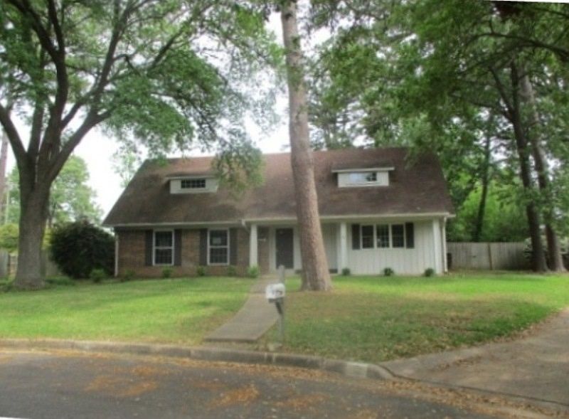 1st image of 9 Cherrywood Cir