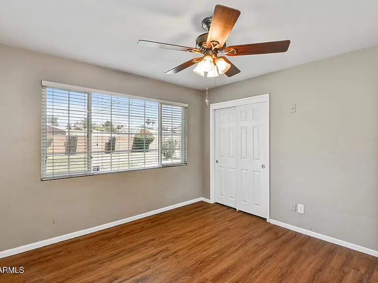 4652 E Vernon Ave — Photo 11