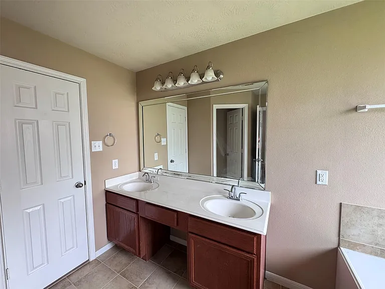 25210 Ginger Ranch Dr — Photo 11