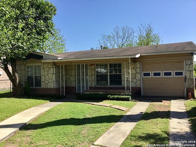 1st image of 170 Mascasa St