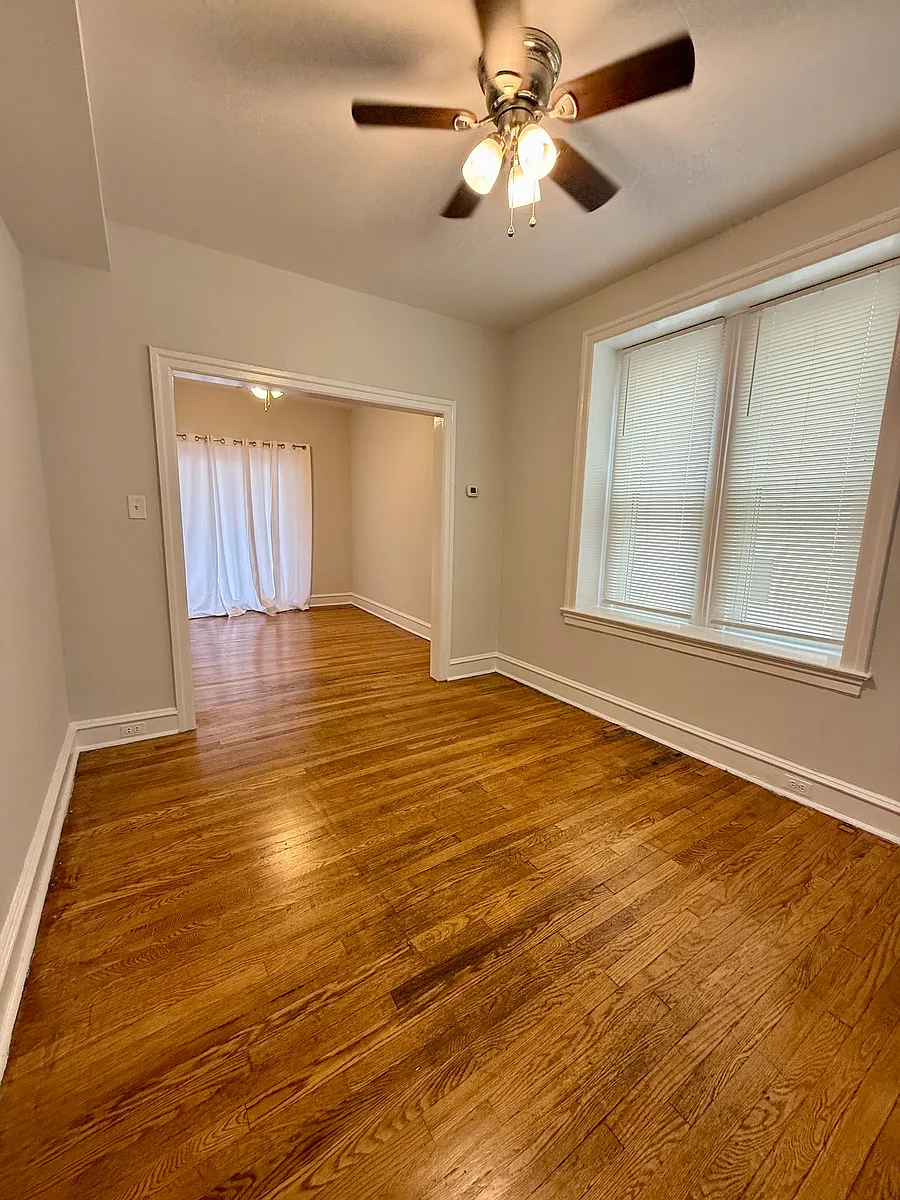 Building Photo - 106 Forrest Ave #1
