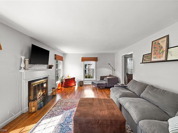 2nd image of 3343 Chelsea Dr