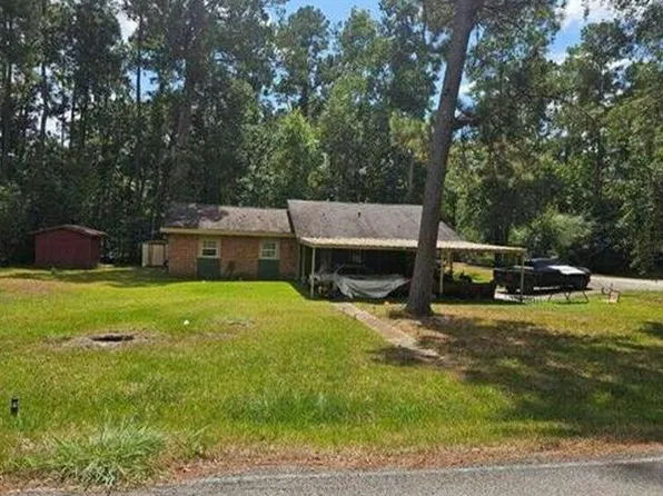 1041 Shore Shadow Dr, Huffman, TX 77336