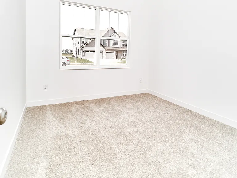 8603 Georgina St — Photo 23