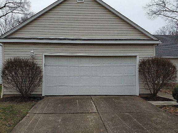 2nd image of 272 Vassar Ave
