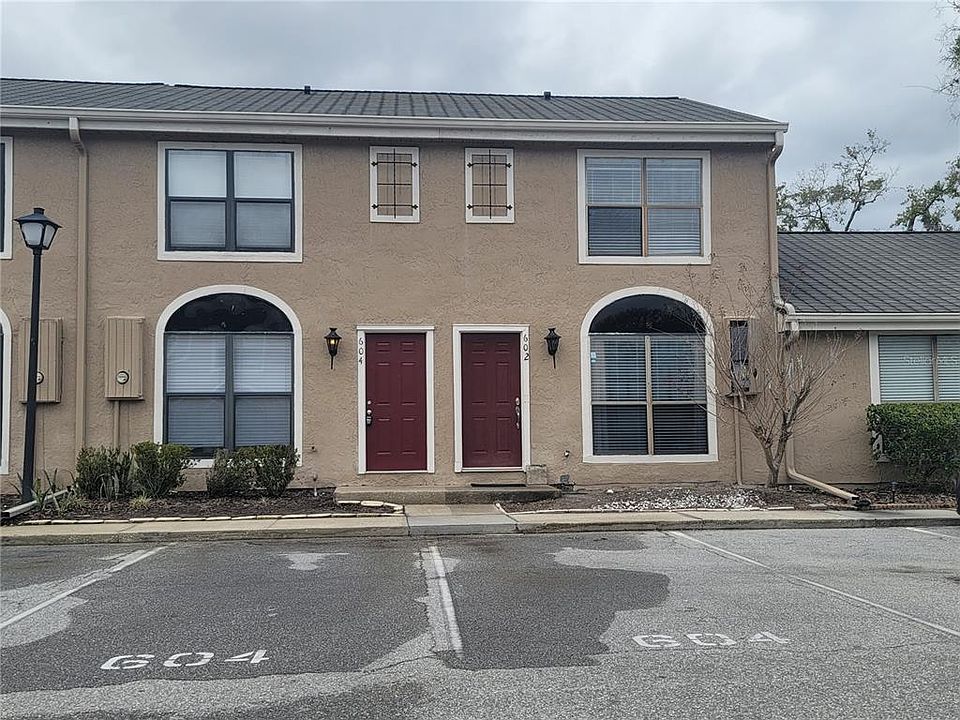 1st image of 604 CASA PARK COURT O