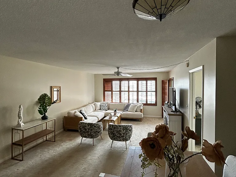 5220 Brittany Dr S #701 — Photo 29