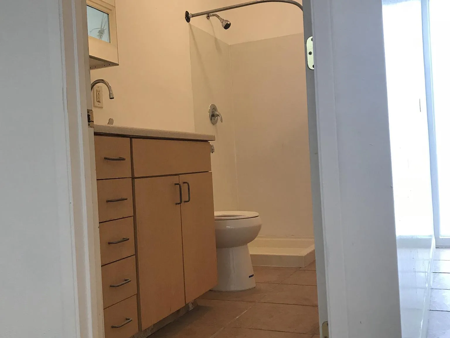 Studio, 400 sqft, $1,495 — Photo 2
