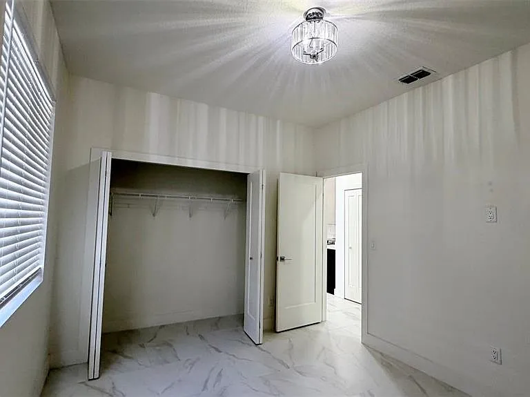 4106 N Thatcher Ave #B — Photo 15