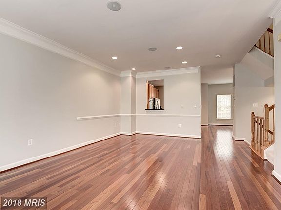 4th image of 4209 Upper Park Dr