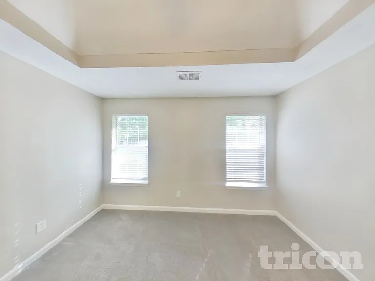 1411 Pebble Ridge Ln — Photo 10