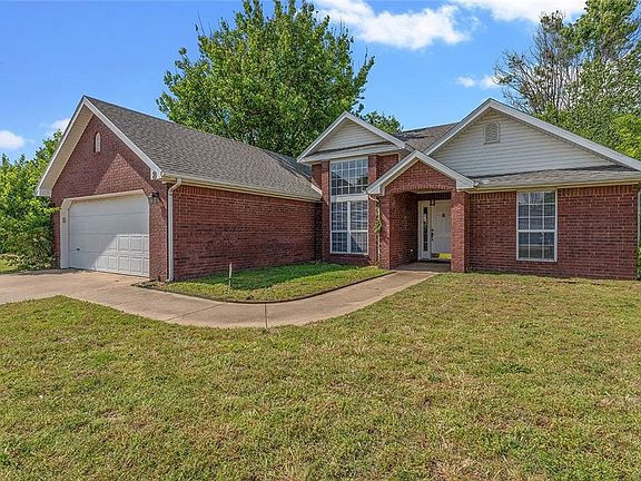 2nd image of 8 Northaven St