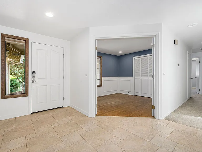 16711 SE 46th St — Photo 14