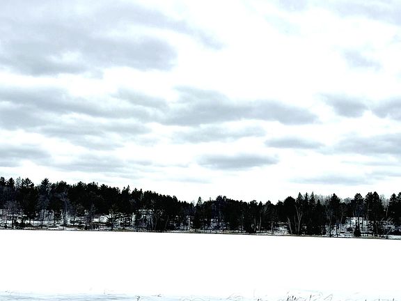 2nd image of 24996 Horseshoe Rd