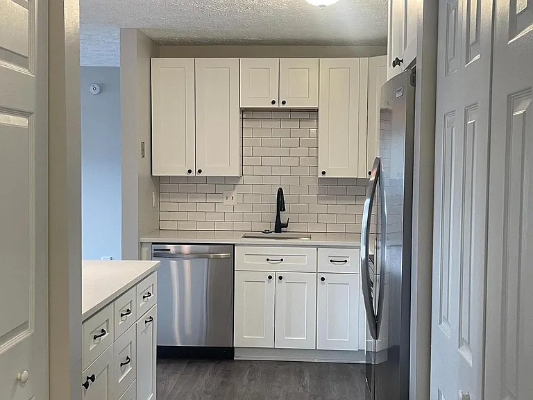 2137 Wainwright Ct #1C — Photo 16