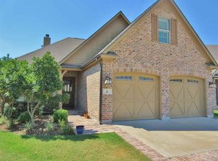 6 Cottage Grove Ct, Beaumont, TX 77713
