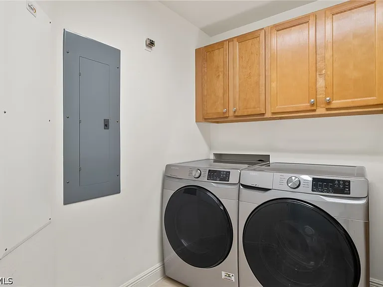 2090 W 1st St #810 — Photo 23