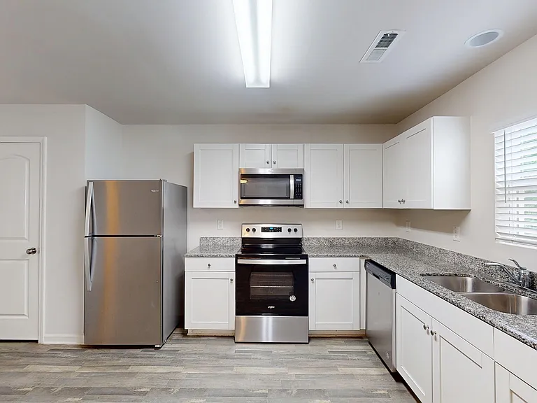 1300 Winter Sweet Ct — Photo 3