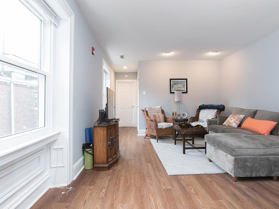 1st image of 2024 Green St APT C