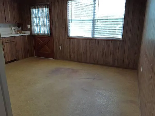 4285 Kathleen Rd — Photo 4