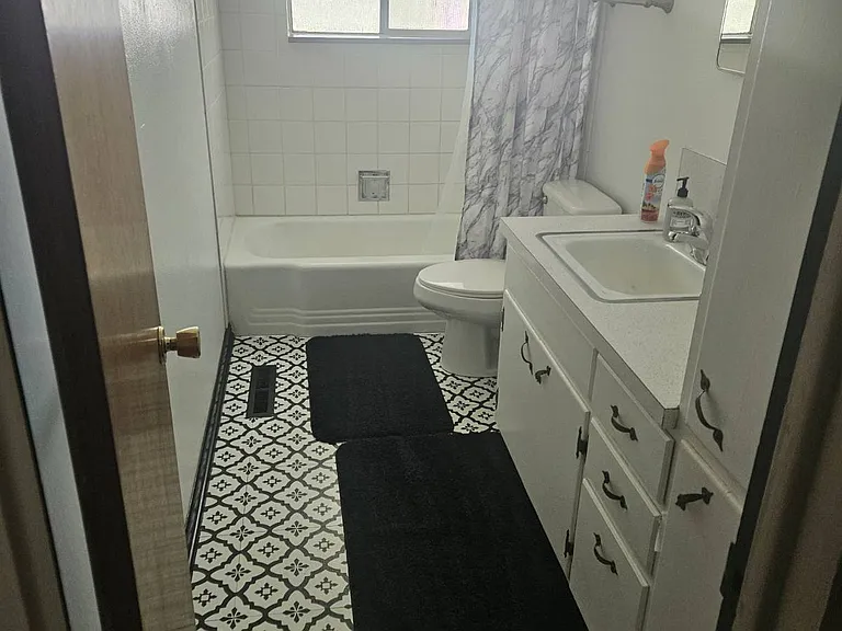 1151 Bluff St — Photo 3