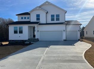 162 Fast Pitch Ln, Four Oaks, NC 27524