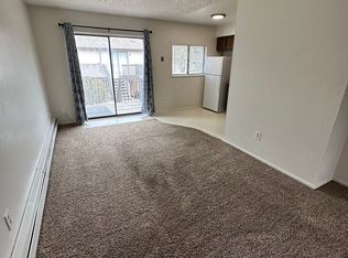 4725 E 13th St APT 4, Cheyenne, WY 82001
